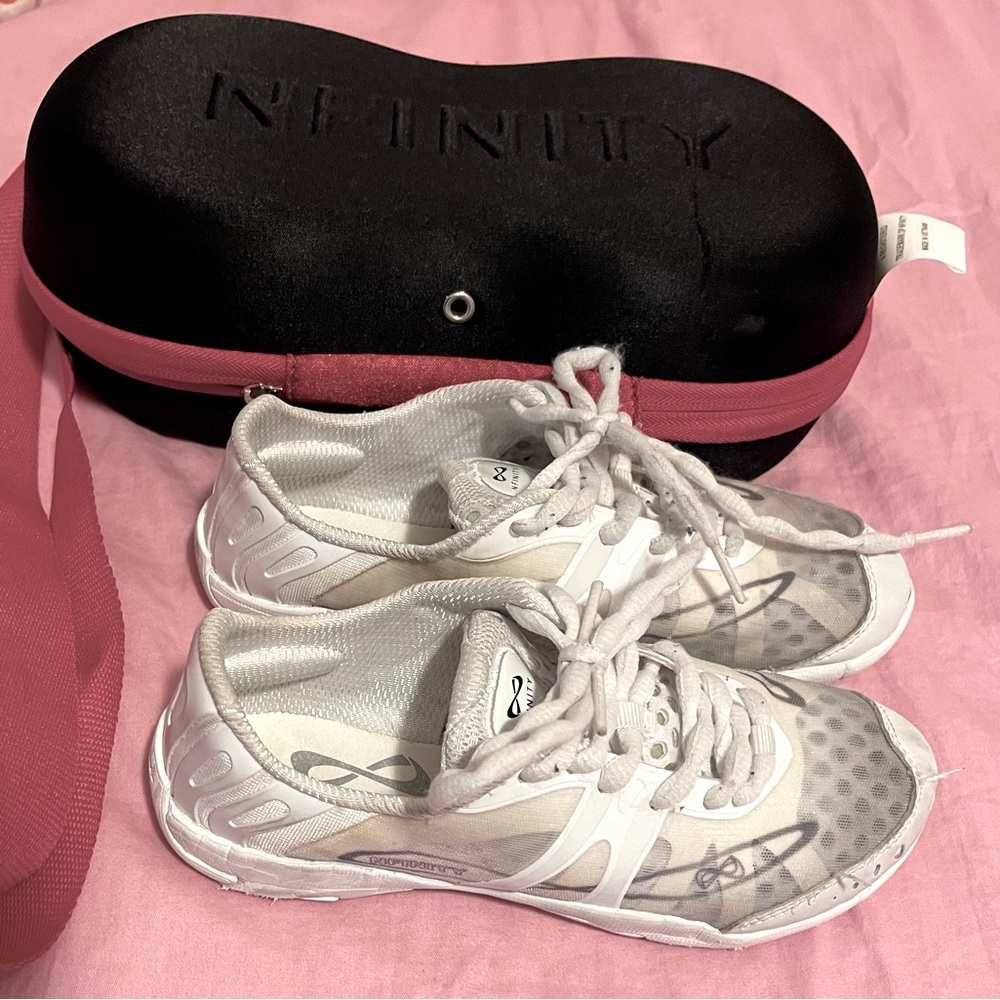 💫 NFINITY CHEER SHOES